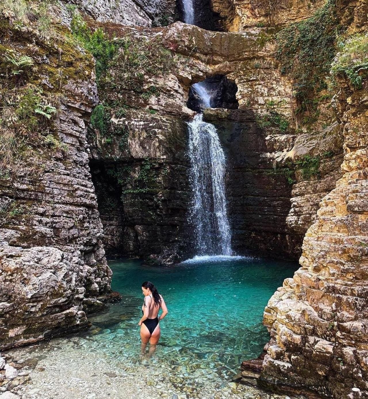 Vlora: Brataj-Brücke, Nivica-Schlucht & Peshtura-Wasserfall