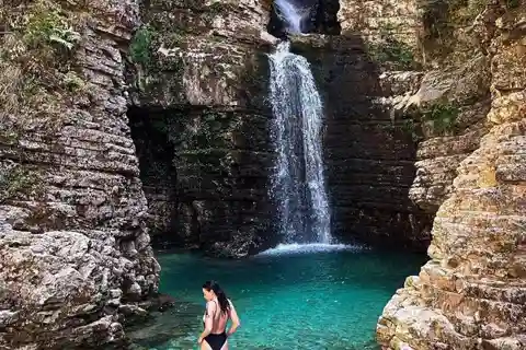Da Valona: Ponte di Brataj, Canyon di Nivica e Cascata di Peshtura