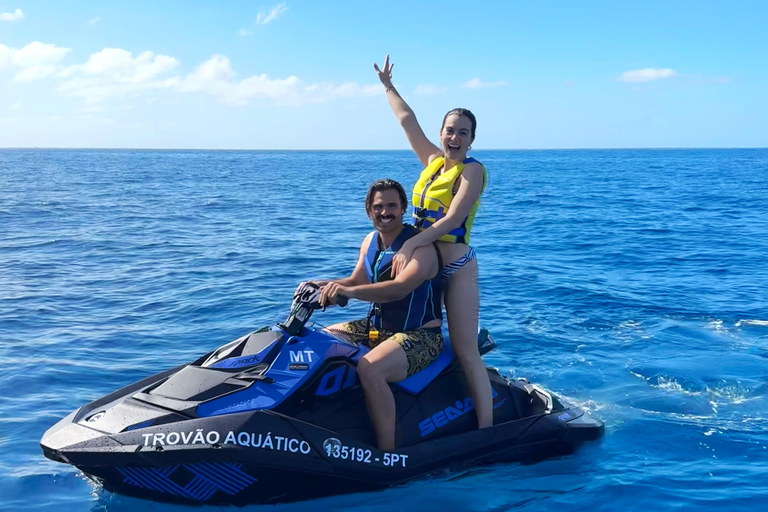 Madère : location de jet ski à Calheta avec visite guidée en option