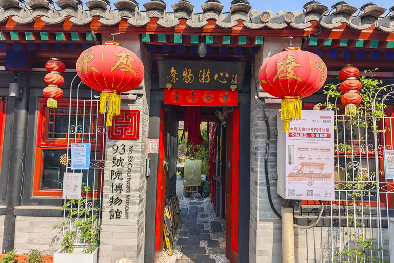 Beijing: Traditional Craft Workshop in Hutong