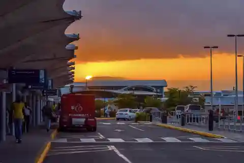 De Ocho Rios: Translado privado de ida para o aeroporto de Kingston