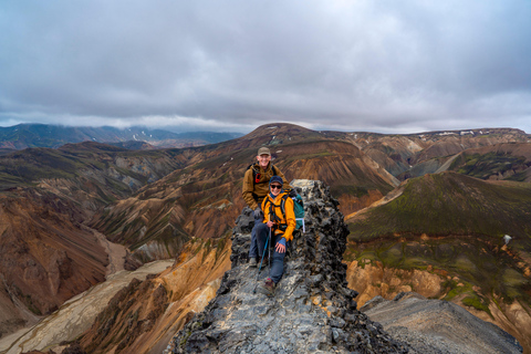 3-Day Highlands: Landmannalaugar, Emerald Ridge & Háifoss