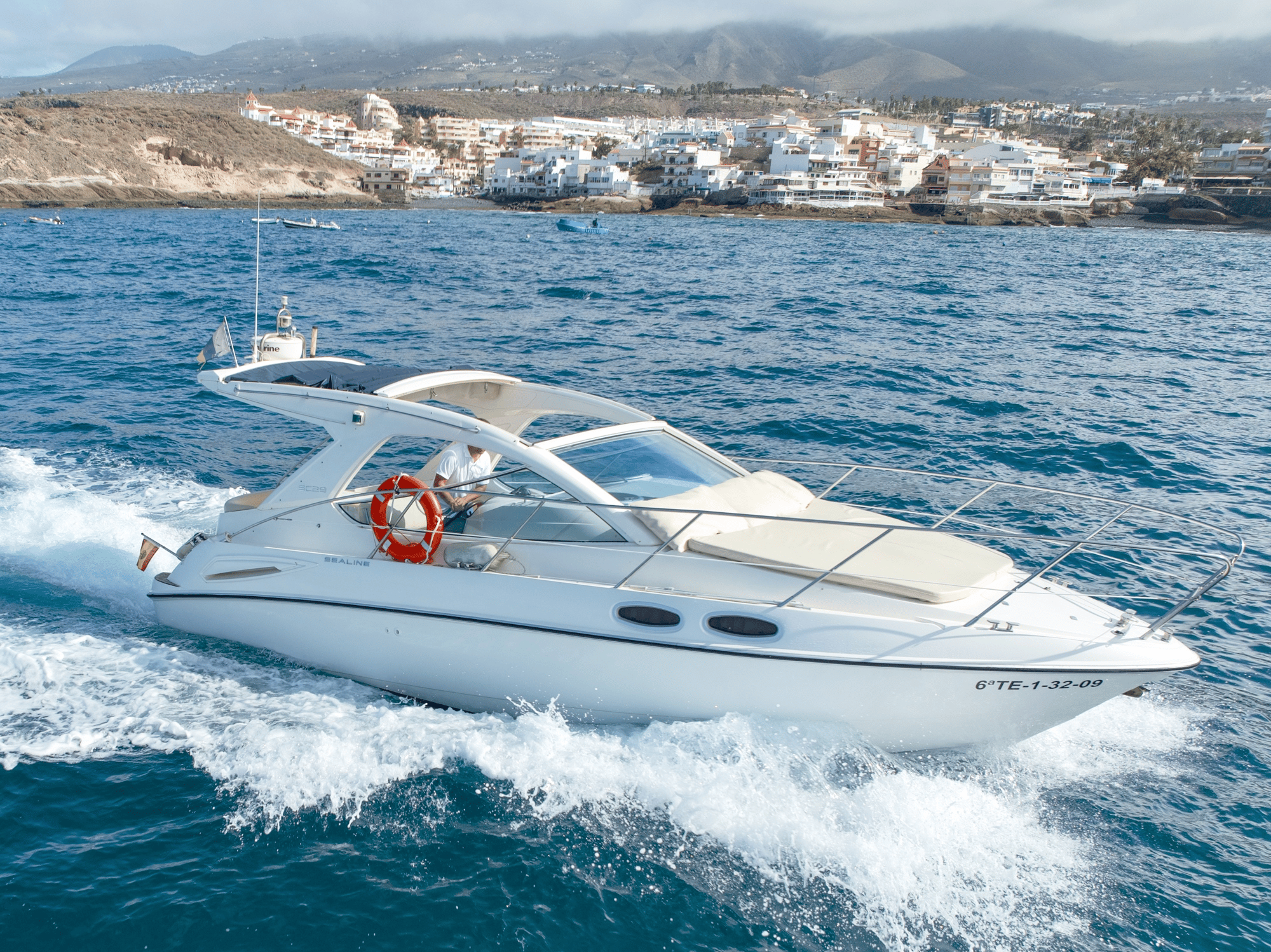 Teneriffa: Motorbootsfahrt in der goldenen Stunde