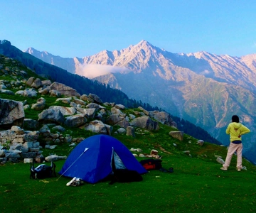 McLeod Ganj: Trekking em Triund com Manu Adventures India
