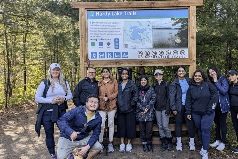 Toronto: Farma żurawinowa Muskoka i wędrówka nad jezioro HardyToronto: Farma żurawiny Muskoka i wędrówka nad jezioro Hardy