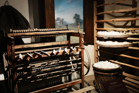 Shanghai: Suzhou Creek Industrial Heritage Walking Tour