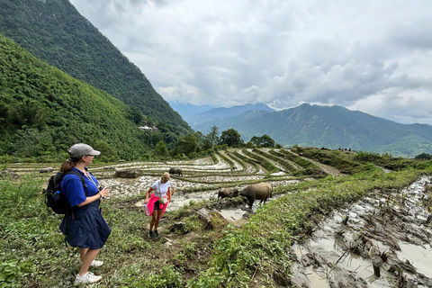 SA PA TREKKING 2D/1N ATRAVÉS DA NATUREZA E DA CULTURA COM LALA