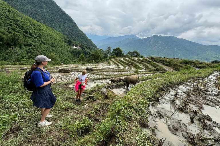 SA PA TREKKING 2D/1N ATRAVÉS DA NATUREZA E DA CULTURA COM LALA