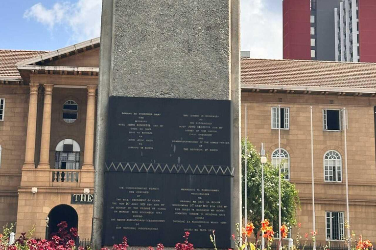 Tour a pie por la ciudad de NairobiNairobi: tour a pie guiado por la cultura y la historia