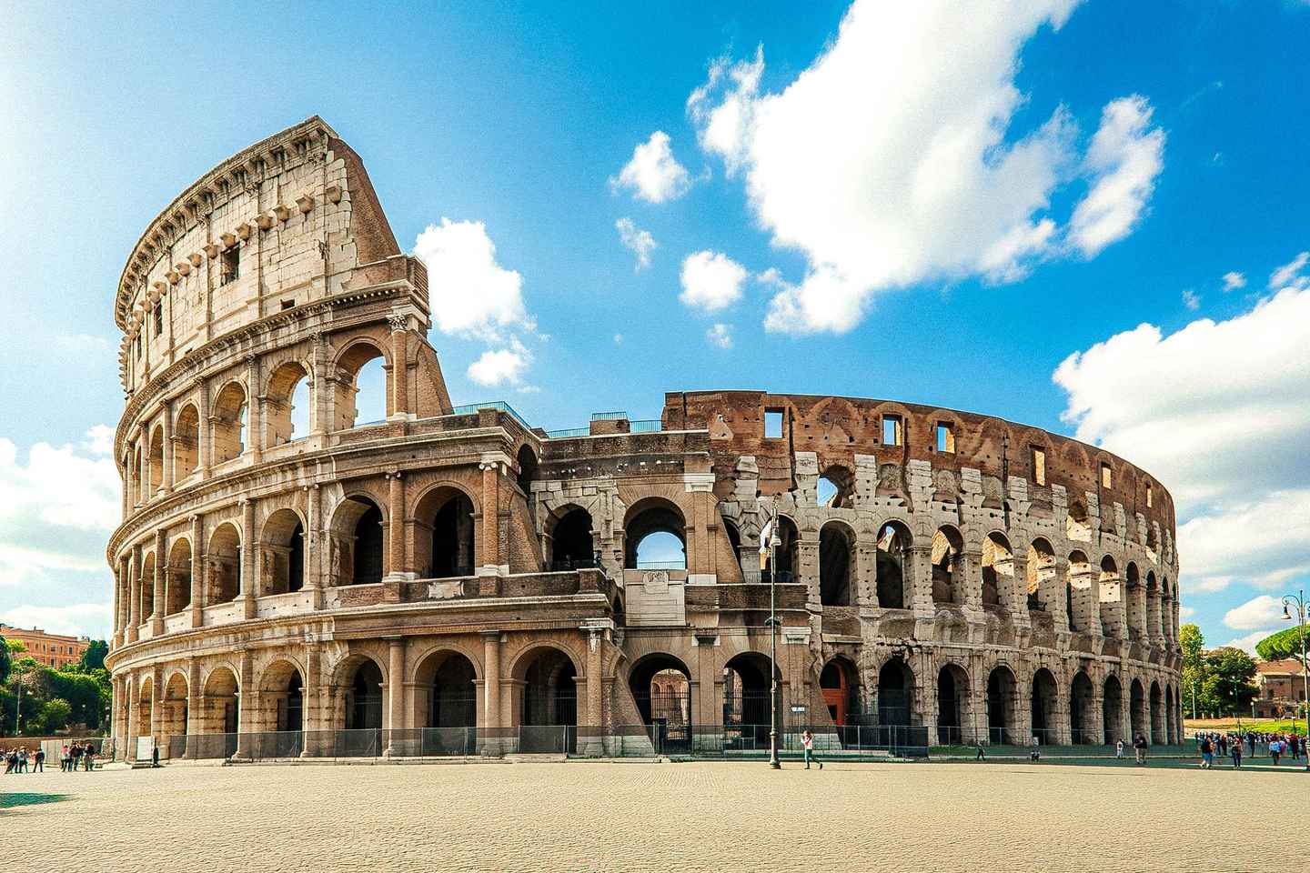 Colosseum & Roman Forum Entry with Audio Guide