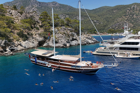 Sail Turkey: Fethiye Kekova Fethiye Mix Age Gulet Cruise