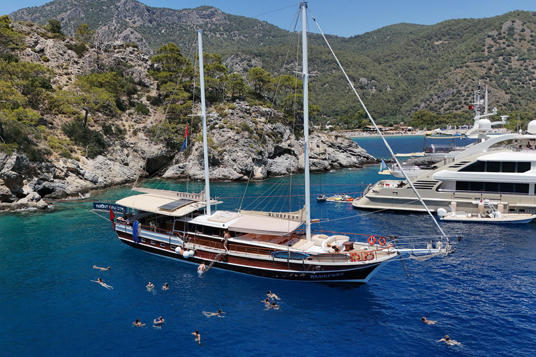 Sail Turkey: Fethiye Kekova Fethiye Mix Age Gulet Cruise