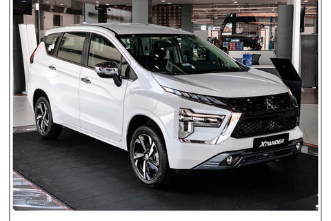 Transferência privada da cidade de Ho Chi Minh para a fronteira de Moc BaiSedan (2 pessoas + 2 malas)