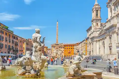 Unforgettable guided tour: Walking tour of Rome