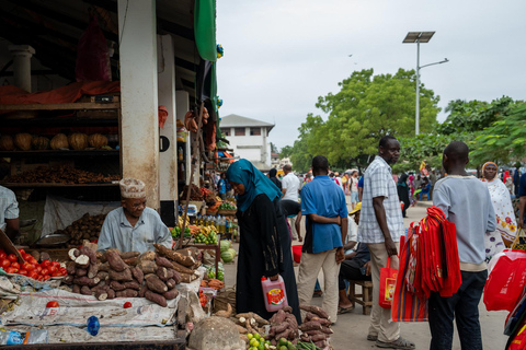 Mnemba island, Dolphin and Stone town tour with transfer WITH TRANSFER - WITH LUNCH