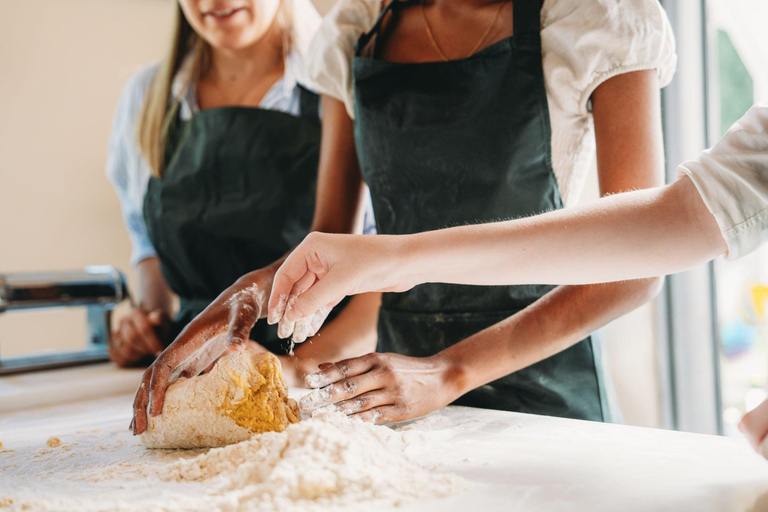 Rome: Pasta & Tiramisù Class with Lazio Wine Pairing