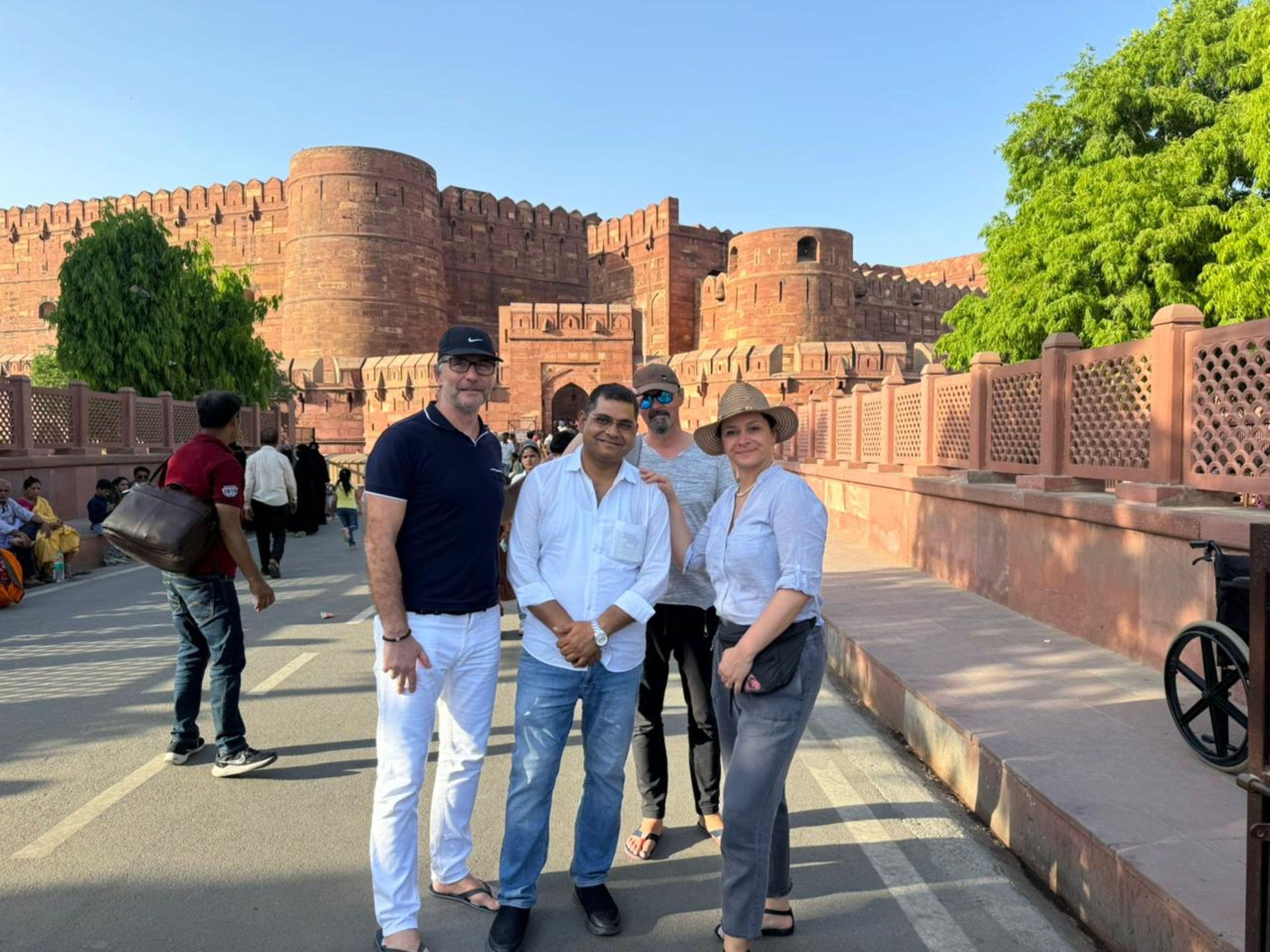 Delhi: All-inclusive-Tour zum Taj Mahal und nach Agra mit dem Superfast-Zug