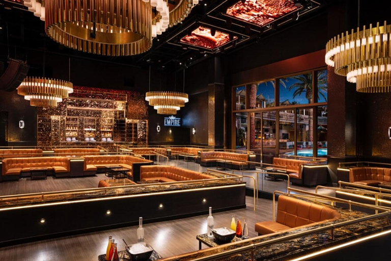 Las Vegas: Night Out at Clubs with Free Drinks and Party Bus Latin Club Crawl