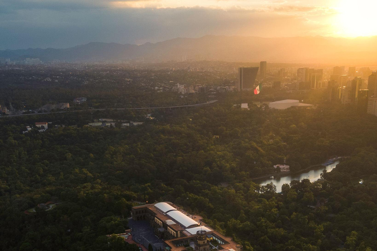 Private Chapultepec Castle & Anthropology Museum Experience