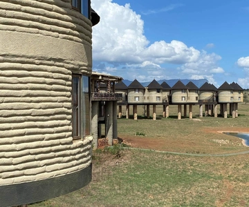 Mombasa: 5-Day Tsavo East & West and Saltlick Lodge Safari