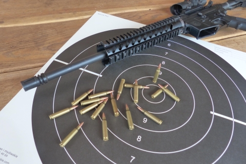 Zakopane: Tiro con armas de fuego reales, 30 disparos en vivoZakopane: 48 Disparos Armas de Fuego Reales