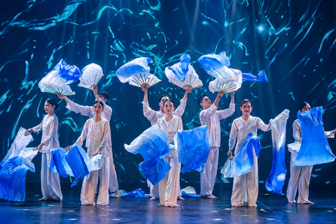 Da Nang: Heritage Show & Mi Quang Show with Noodle Tasting From Hoi An: Heritage Show & Hotel Transfer