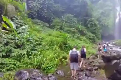 Bali: Sekumpul Waterfall and Fiji Waterfall Private Tour