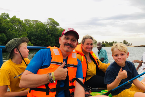 Pottuvil Lagoon Eco Tour : Mangrove Adventure in Arugam Bay