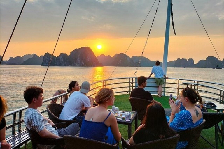 Hanoi: 2-Day All-Inclusive Ninh Binh &amp; Ha Long Bay Tour2 Days 1 Night Included Accommodation + Dinner