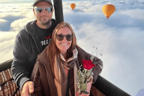 Marrakech: giro romantico in mongolfiera e colazione berbera