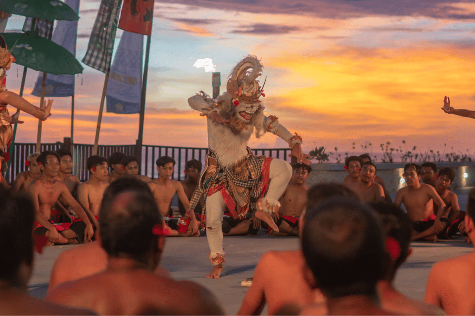 Bali: Templo de Uluwatu, Danza Kecak de Melasti y Playa de Jimbaran ...