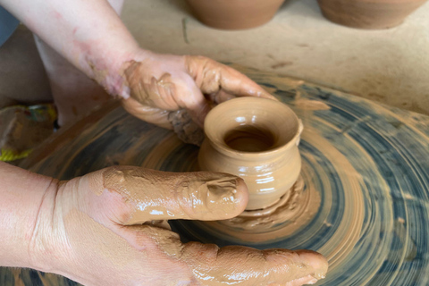 Luang Prabang: Half-Day Cycling & Pottery Experience