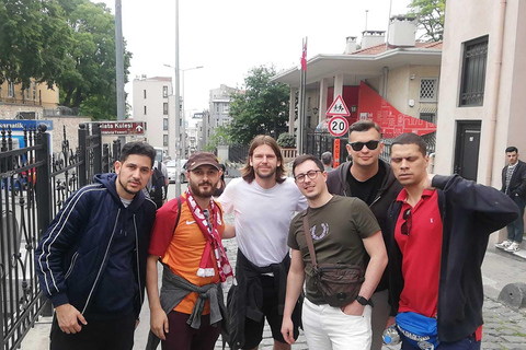 اسطنبول: استمتع بتجربة يوم مباراة كرة القدم مع السكان المحليينإسطنبول: مباراة غلطة سراي