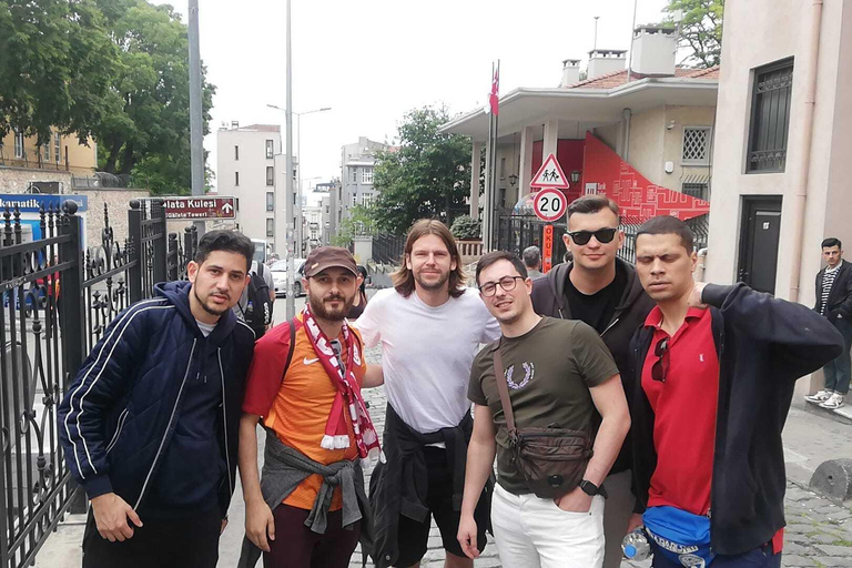 اسطنبول: استمتع بتجربة يوم مباراة كرة القدم مع السكان المحليينإسطنبول: مباراة غلطة سراي