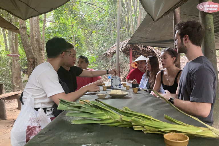 Ho Chi Minh City: Cu Chi Tunnels Guided Tour with Pickup Small Group Cu Chi Tunnels Experience (Max 12 people)