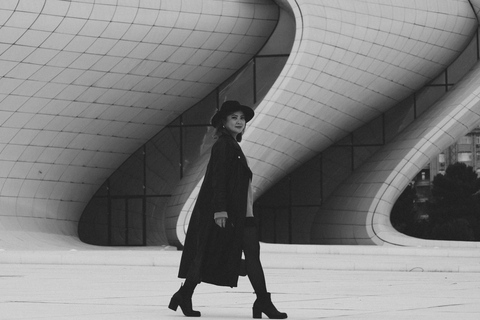 Baku: Heydar Aliyev Center Photoshoot (Flying Dress Option)