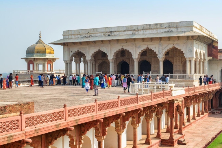 Desde Delhi: Excursión Privada al Amanecer por el Taj Mahal y el Fuerte de AgraCoche, Conductor, Guía, Entradas y Comidas en Hotel de 5 Estrellas