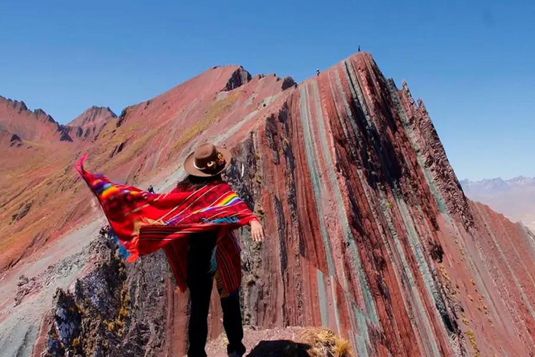 From Cusco: Guided Excursion to Pallay Punchu Mountain + Buffet Lunch From Cusco: Guided Trip to Pallay Poncho Mountain + Buffet Lunch
