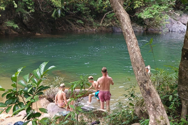 Khao Lak: Safari privado por la selva de Khao Sok con rafting en bambú