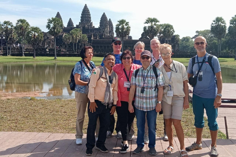 Siem Reap: Angkor Wat, Ta Prohm & Bayon Temple Full-Day Tour in German Angkor Wat, Ta Prohm & Bayon Temple Full-Day Tour in German by Car