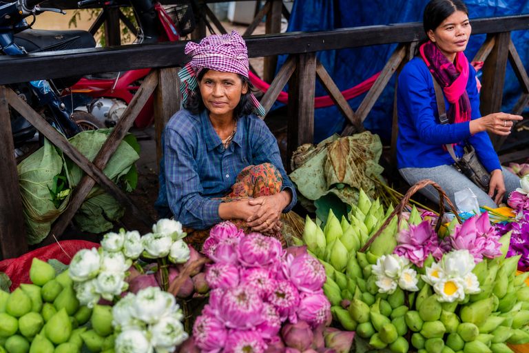 Siem Reap: Local Market, Khmer Cooking Program and Bike Ride Siem Reap: Local Market, Khmer Cooking Program, and Bike Tour