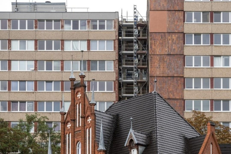 Frankfurt (Oder): Guided Bike Tour with Local Guide History tour – Bike ride to the former prison camps