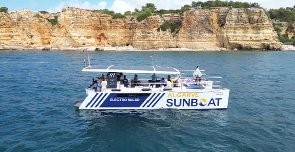 Portimão: Benagil Caves & Golden Coast Eco Catamaran Tour