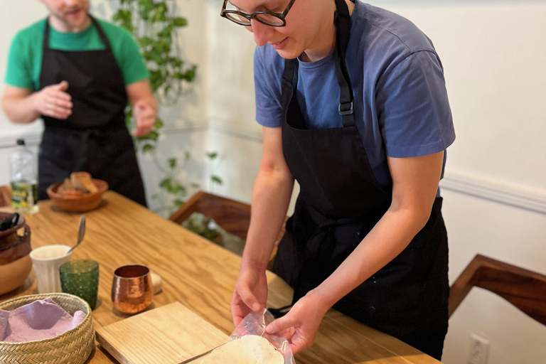 Mexico City: Salsa and Tortilla-Making Class with Drinks Rooftop artist's studio class