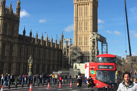 London: Private Intro Walk with a Local Guide