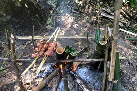 Chiang Rai: Trekking, Bamboo Cooking, and Hot Springs Tour