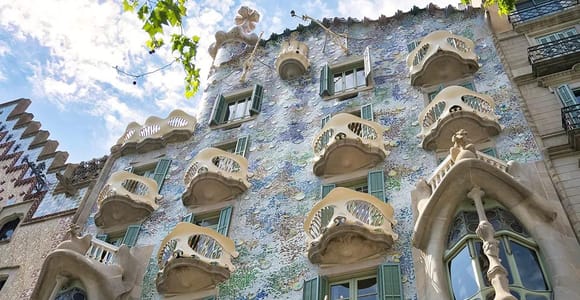 Barcelona: Casa Batlló Private Tour with Official Guide