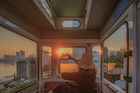 Busan SkyCapsule Sonnenuntergangs- und Nachttour: The Bay 101 Songdo und mehrGemeinsame Tour ab der U-Bahn-Station Seomyeon, Ausgang 12