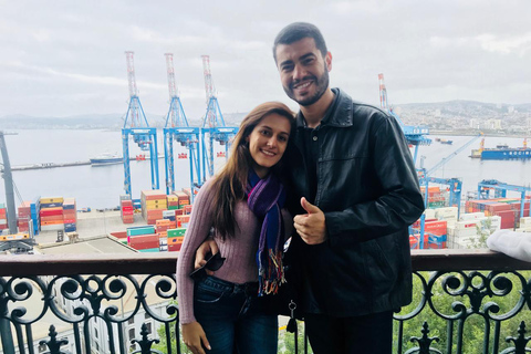 From Santiago: Full-Day Tour of Viña del Mar and Valparaiso