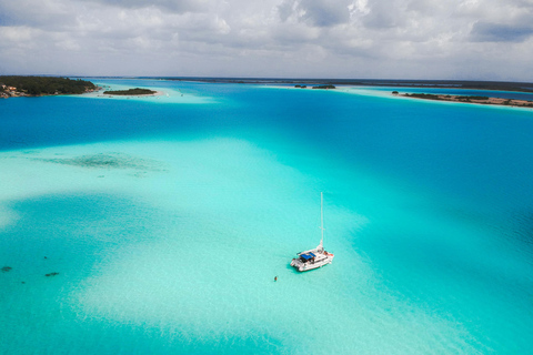 Bacalar Tour – The Seven-Colored Lagoon